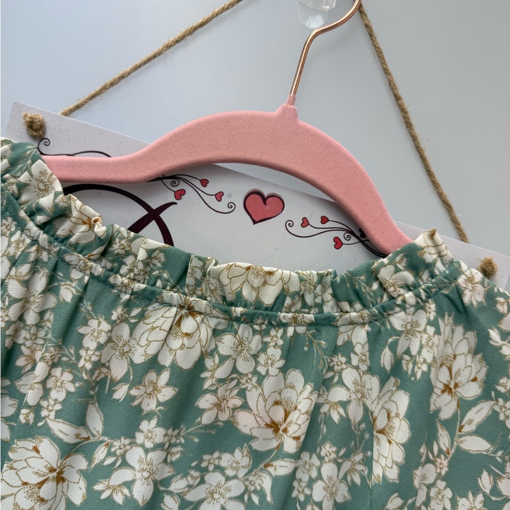Green Floral Mini Dress V-Neck Flowy Feminine Spring Summer Boutique - Picture 7 of 7
